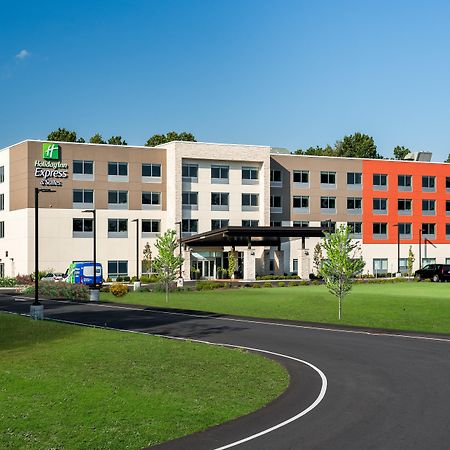 Holiday Inn Express Queensbury-Lake George Area By Ihg Ngoại thất bức ảnh