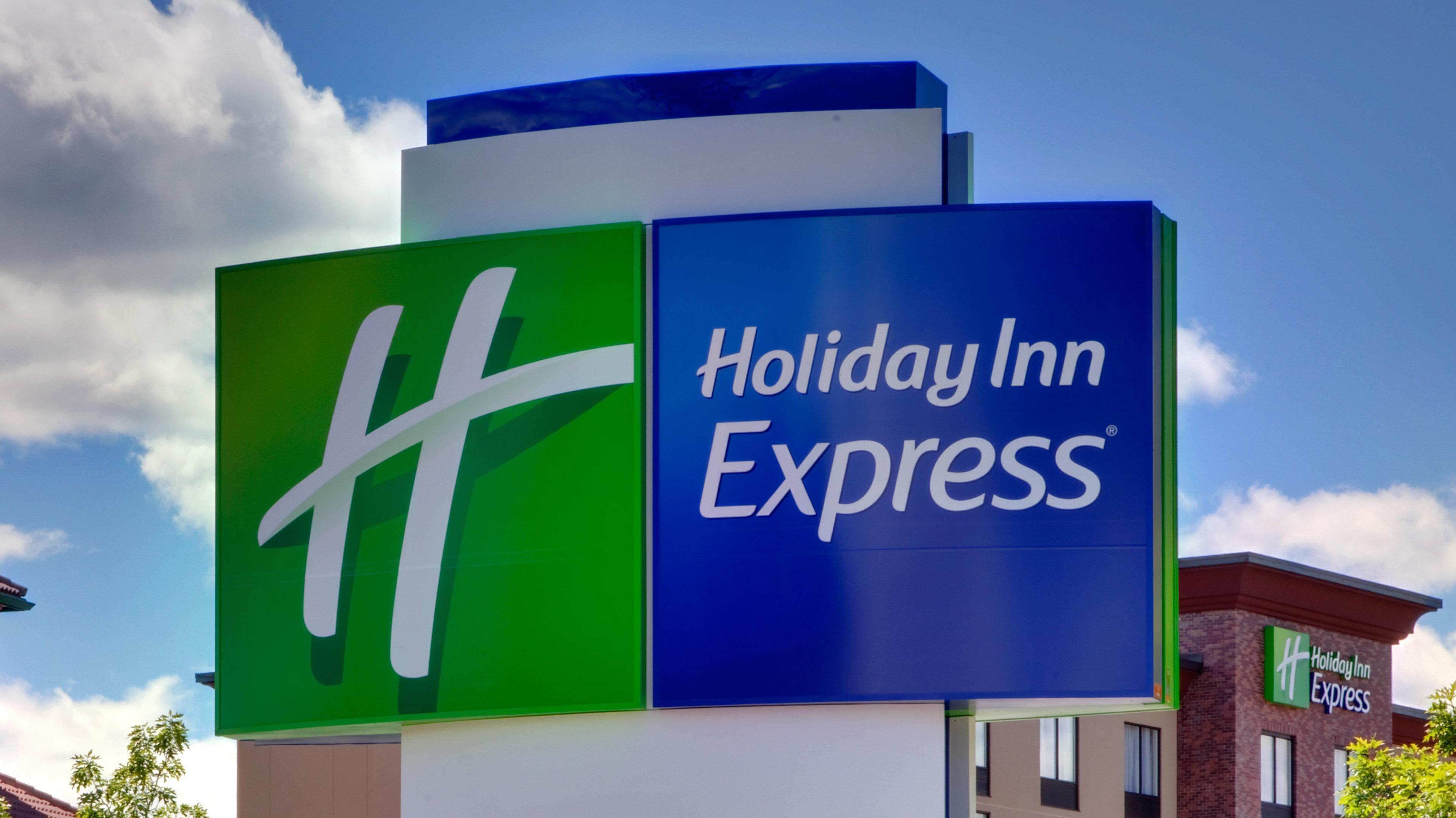 Holiday Inn Express Queensbury-Lake George Area By Ihg Ngoại thất bức ảnh